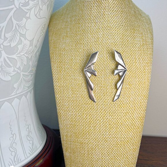 UNO de 50 Abracadabra Geometric Earrings - Picture 4 of 8